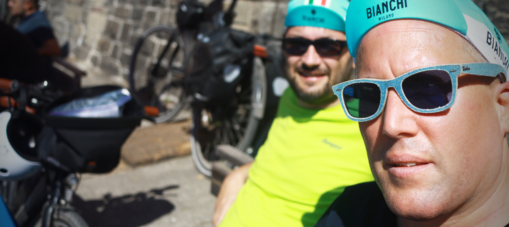 Break on the e-bike tour through Italy